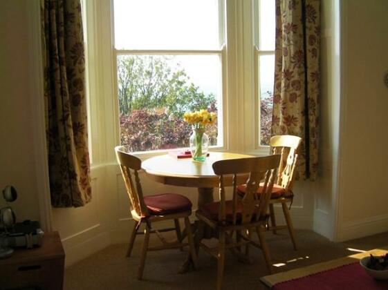 The Clarence Guest House Weymouth - Photo2
