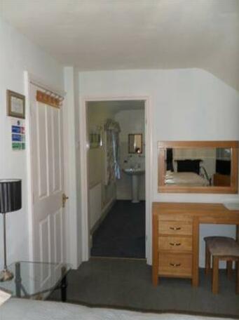 Big Sky Guest House - Photo4