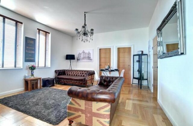 Boutique Balcony - Photo3