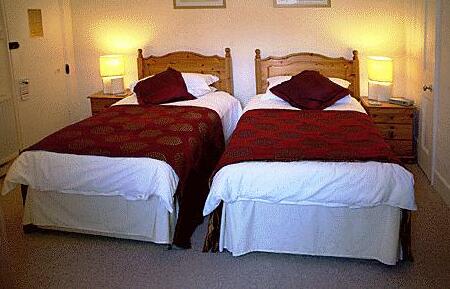 High Tor Guest House - Photo5