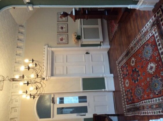 Hillcrest Guesthouse - Photo4