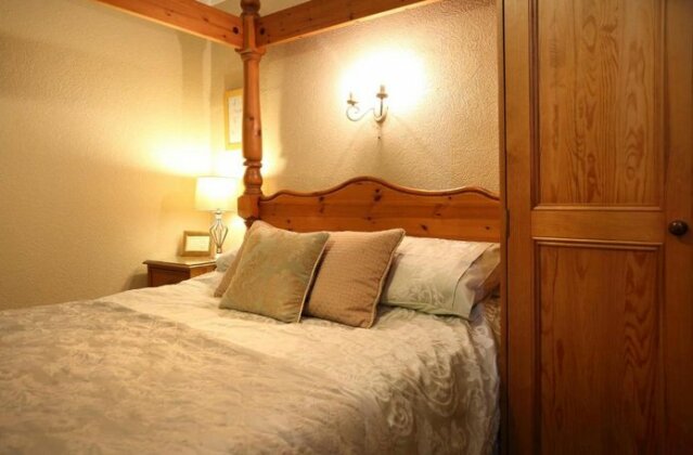 Number 7 Guest House - Photo4