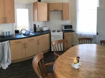 The Whitby Way Flat - Photo3