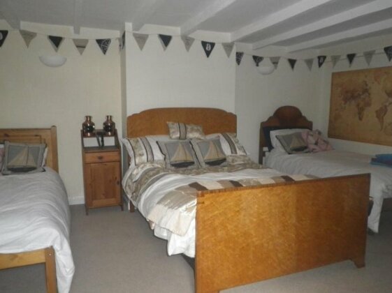 The Cornmill Bed and Breakfast by the Sea - Photo4