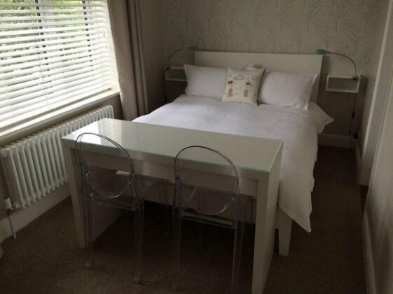 Whitstable Bay Bed And Breakfast - Photo3
