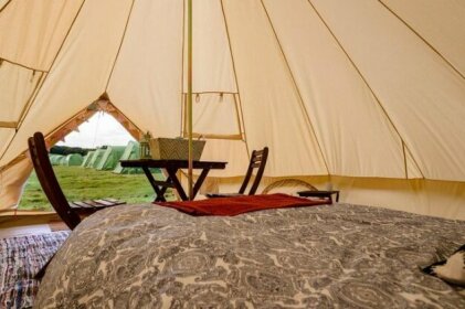 Silverstone Glamping and Pre-Pitched Camping with intentsGP