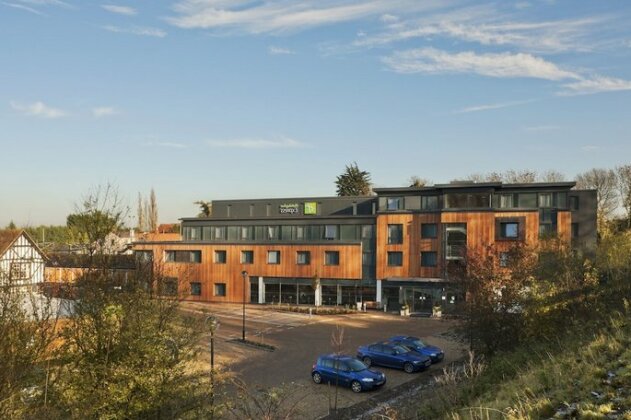 Holiday Inn Express Cambridge Duxford M11 Jct 10