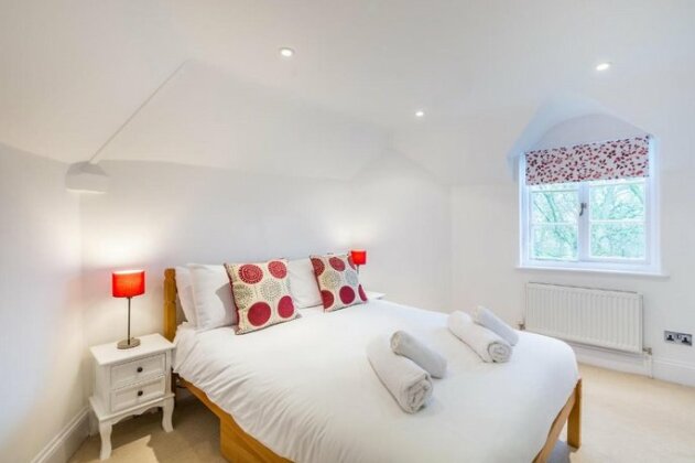 Castle Properties The Duchess 3 Bed Family cottage - Photo4