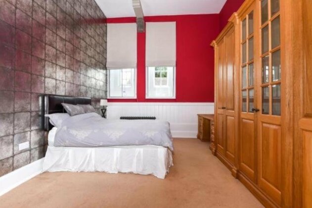 Windsor - Stunning 2/3 bedroom Flat - Photo3