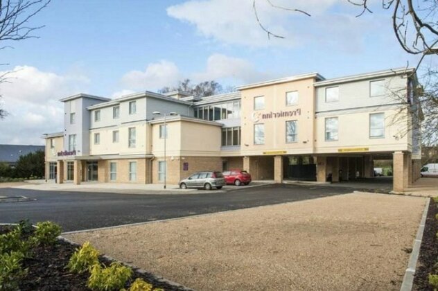 Premier Inn Witney