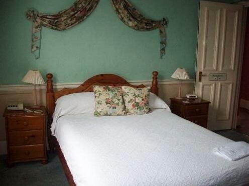 Blenheim Guest House and Tea Rooms - Photo4