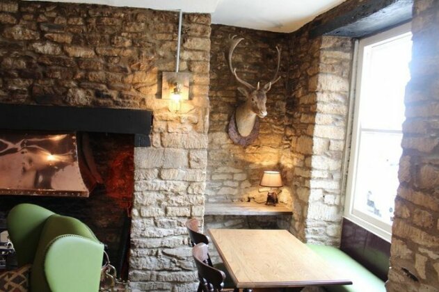 The Woodstock Arms - Photo3
