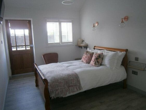 The Crown Lodges - Photo3