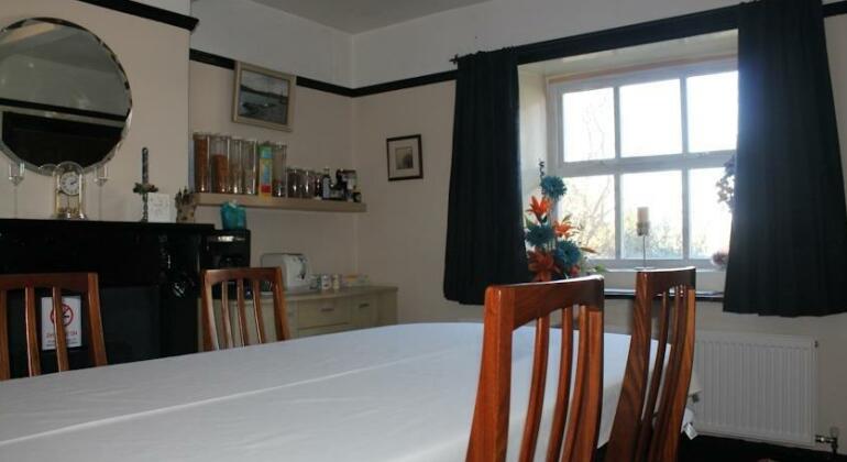 Wortley Cottage Guest House - Photo4
