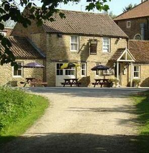 Downe Arms Country Inn - Photo4