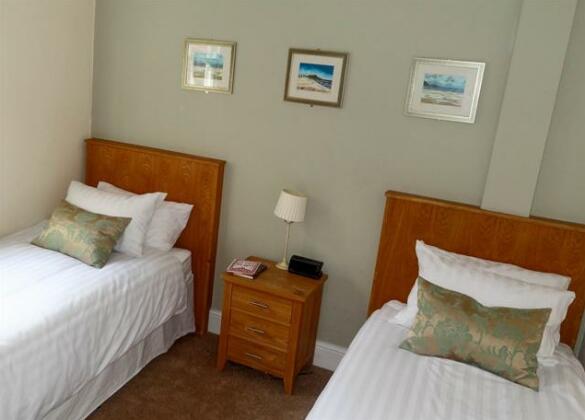 Alcuin Lodge Guest House - Photo2