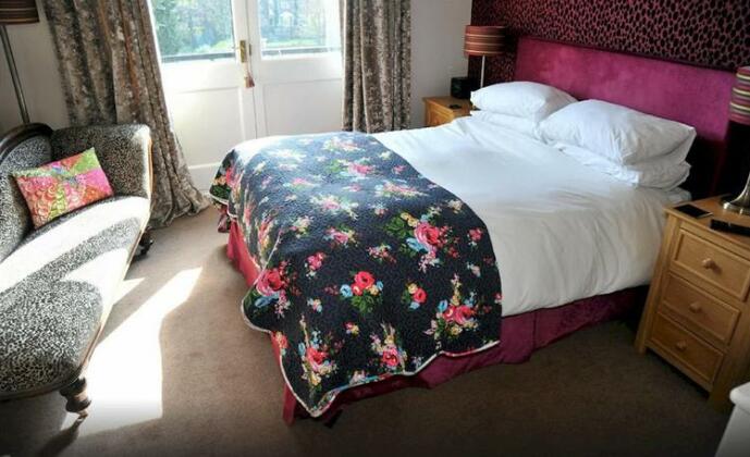 Bishops Guest Accommodation - Photo5