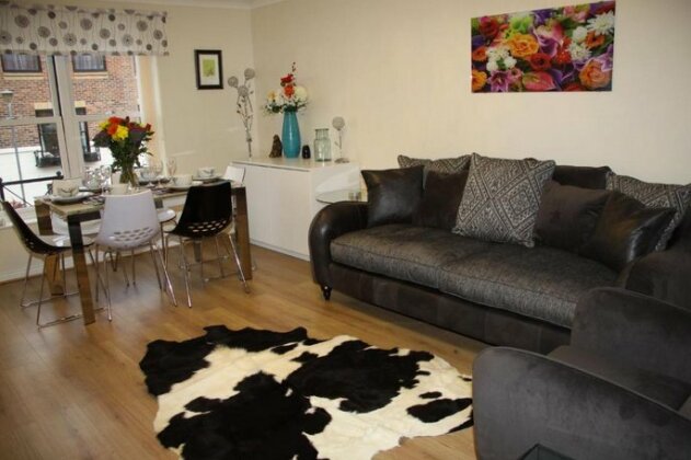 City Centre Apartment with Riverside Walks and Free Parking C20SI - Photo2