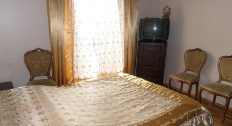 Apartment on Abashidze Batumi - Photo5