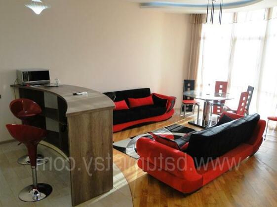 Beautiful Apartment in Batumi - Photo3
