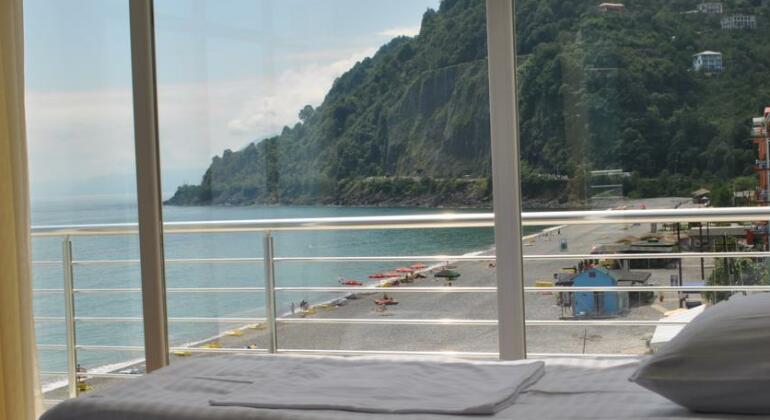 Black Sea Hotel Batumi - Photo3