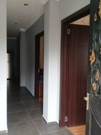 Dona's Guest House - Photo3