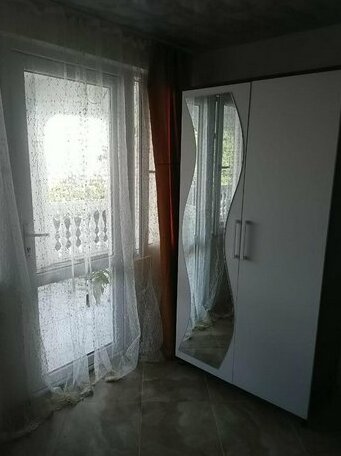 Geno Guest House - Photo5