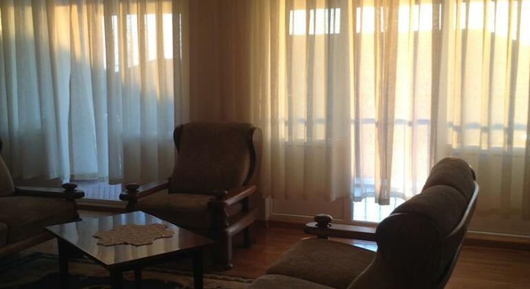 Green Hotel Batumi - Photo5