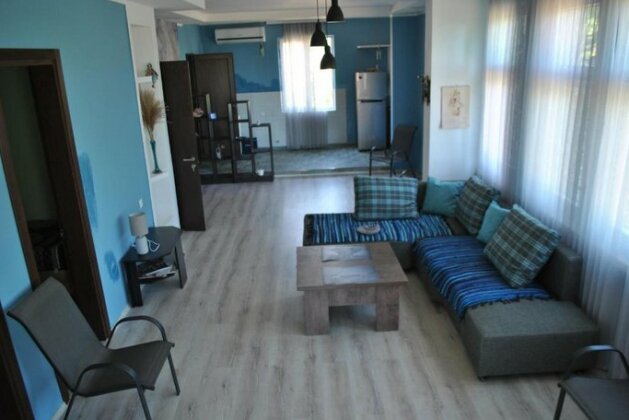 Green House Batumi - Photo2