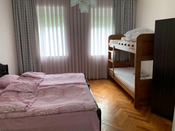 Guest House Family Batumi - Photo2