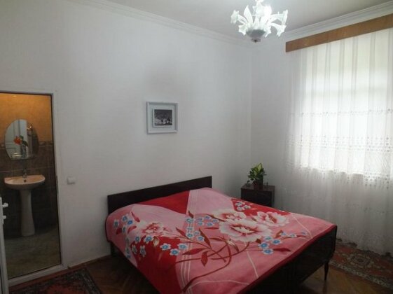 Guest House Lazuri - Photo4