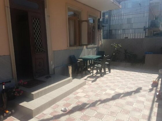 Guest House Luka Batumi - Photo3