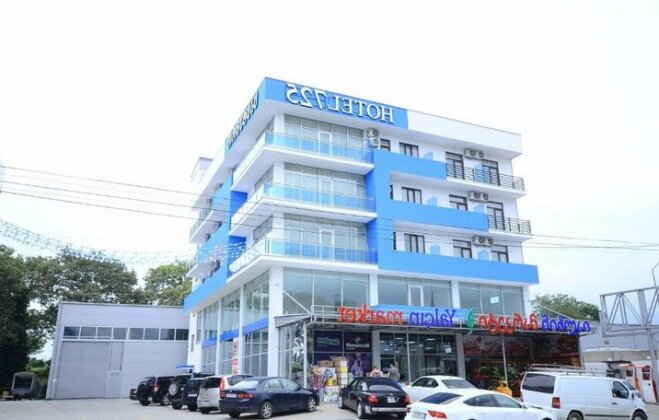 Hotel 725 B