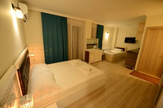 Hotel Aristocrat Batumi - Photo4