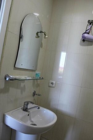 Hotel Genatsvale - Photo4