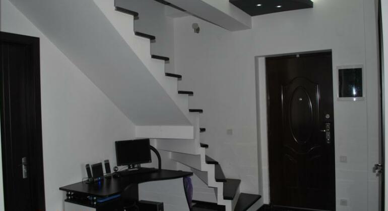 Irakli's Apartment with Sea view - Photo2