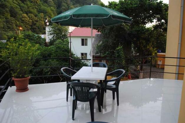 Lazuri Hotel - Photo3