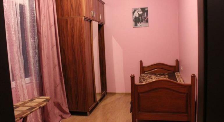 Mari's Apartment Kazbegi - Photo4