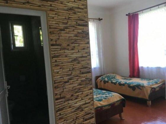 Megobroba Inn - Photo4