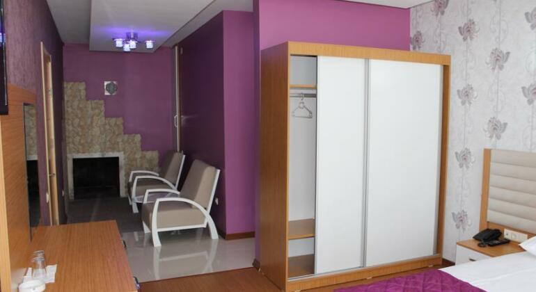 Moni Hotel - Photo5