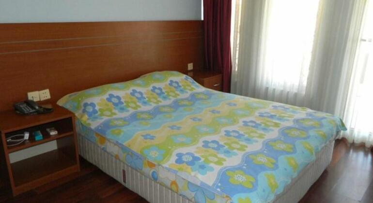 Ritsa Hotel - Photo2