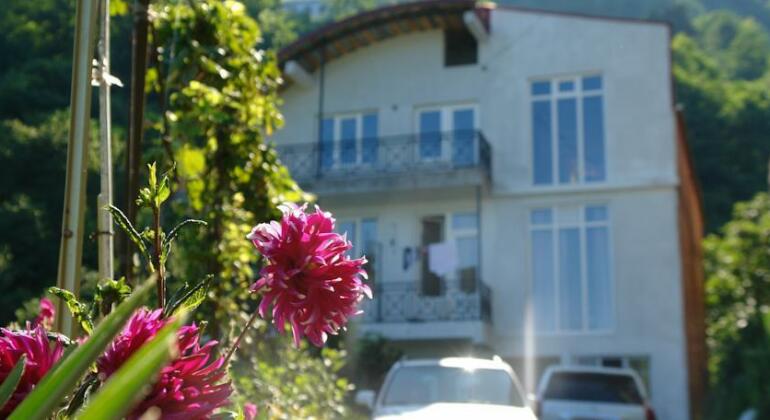 Sanni Guest House