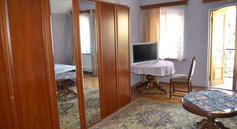 Talihouse Guest House - Photo4