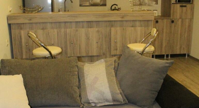 Zeinabi's Apartment - Photo2