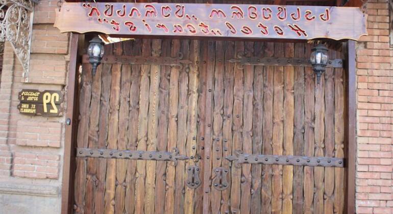 Tourist Borjomi - Photo2