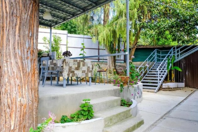 Guest House ASTRA Gagra - Photo3