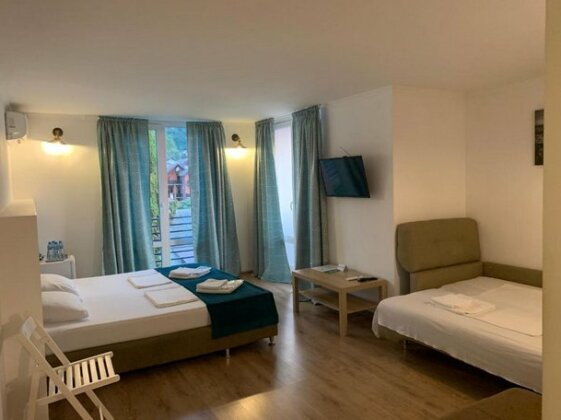 Travel Hotel Gagra - Photo4