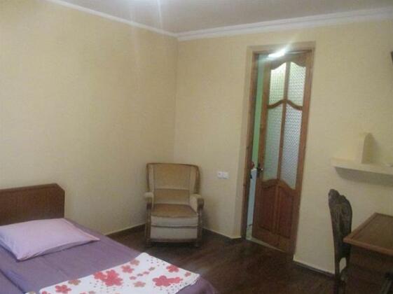 Giorgi's Guest House Kobuleti - Photo5