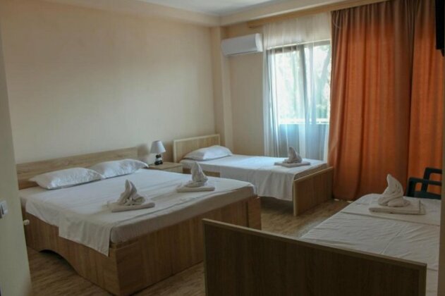 Gold Star Kobuleti - Photo3