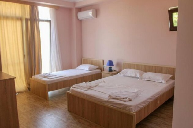 Gold Star Kobuleti - Photo4